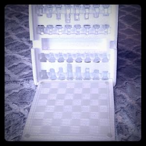 Home Elements Glass Chess Set